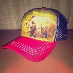 Trending Wildlife Trucker Ball Cap BNWT